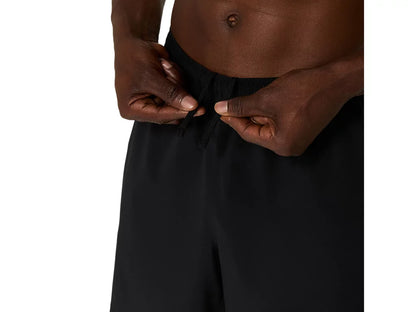 COURT 7IN SHORT BLACK MAN