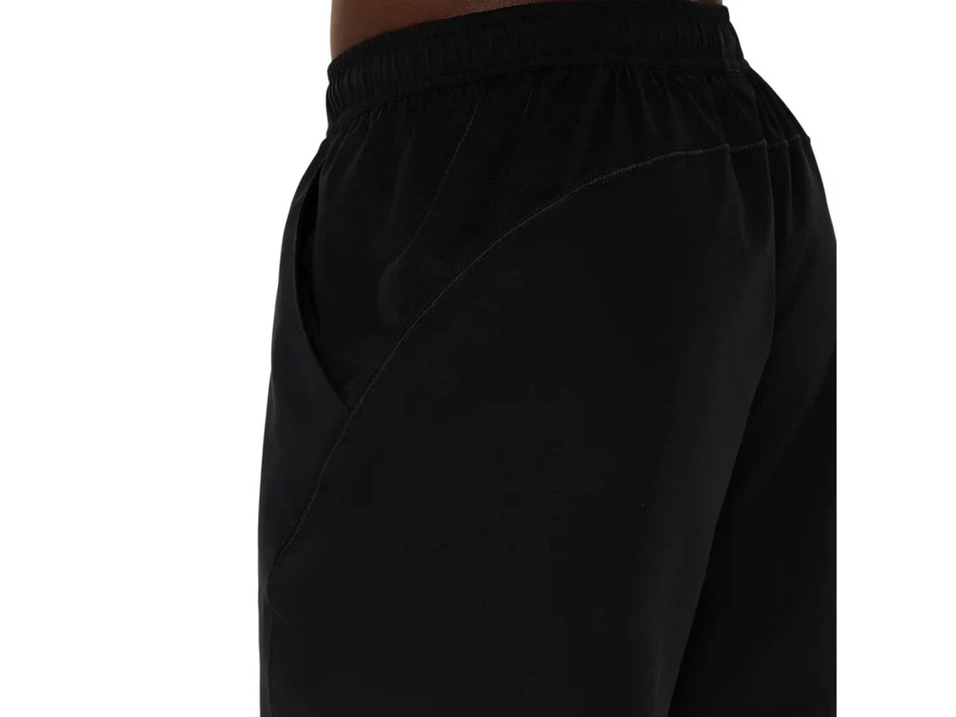 COURT 7IN SHORT BLACK MAN